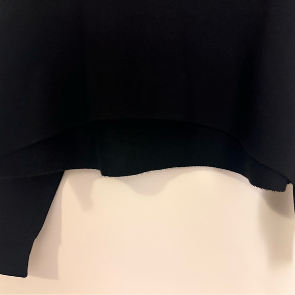 Wild Fable Black Sweatshirt - Picture 4 of 5